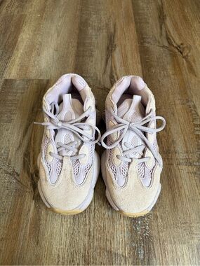 Yeezy 500 Soft Vision sneakers